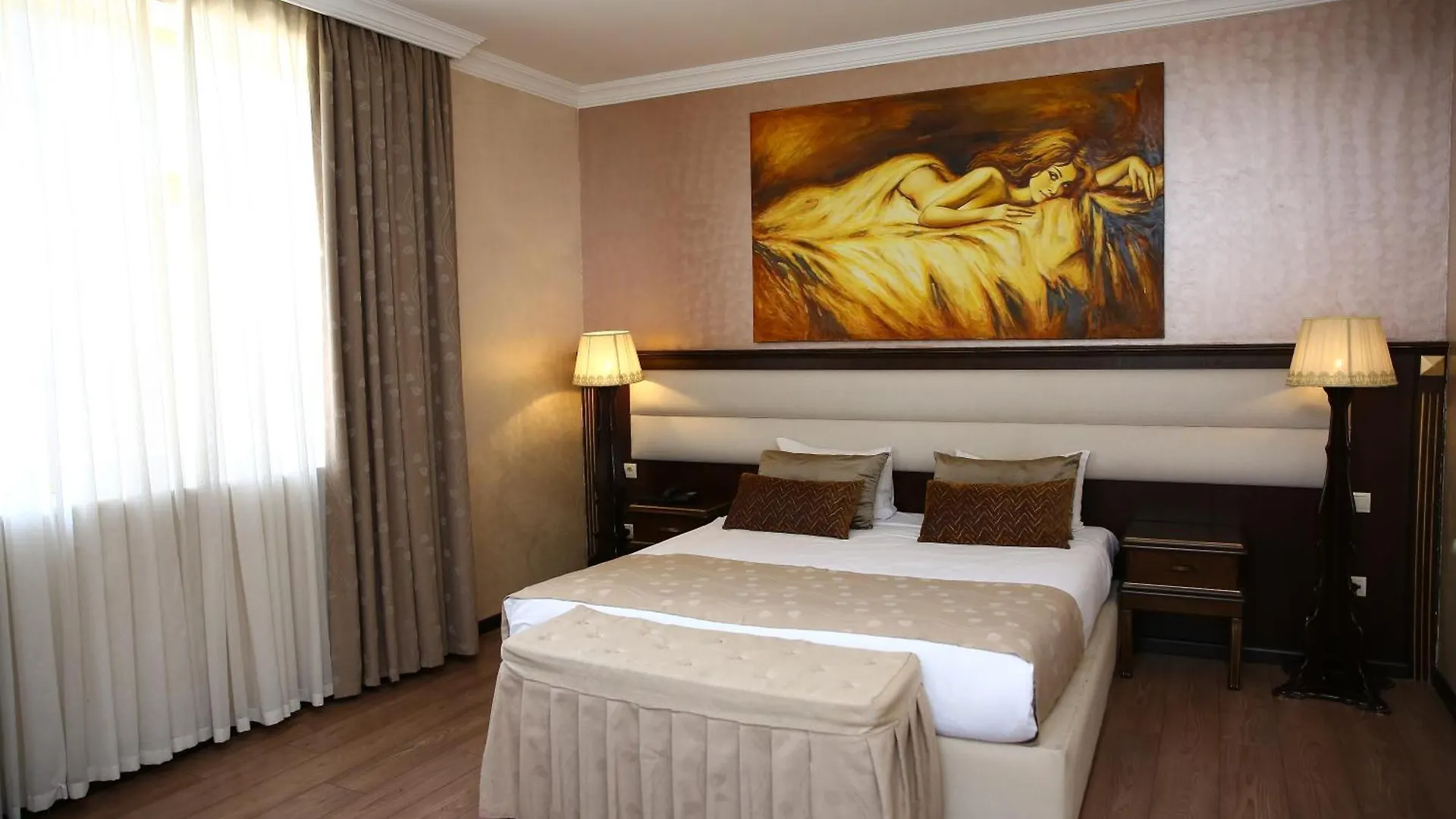 Smith Hotel באקו